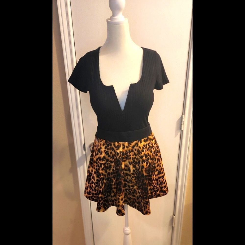 Cheetah Print Skater Skirt size M